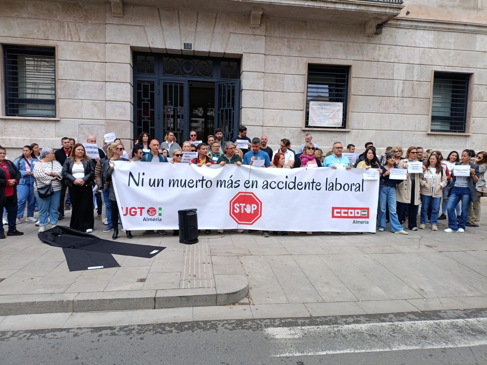 SEGURIDAD Y SALUD LABORAL