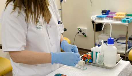 Servicios Públicos de UGT denuncia que la Consejería de Salud obliga a profesionales del SAS a desplazarse en alerta roja mientras pide prudencia