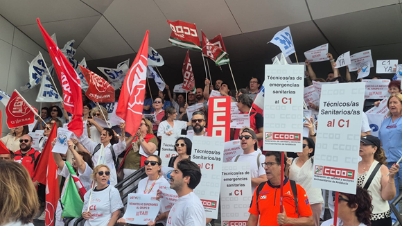 UGT y CCOO convocan este lunes a los más de 30.000 técnicos medios y superiores del SAS a una jornada de protesta