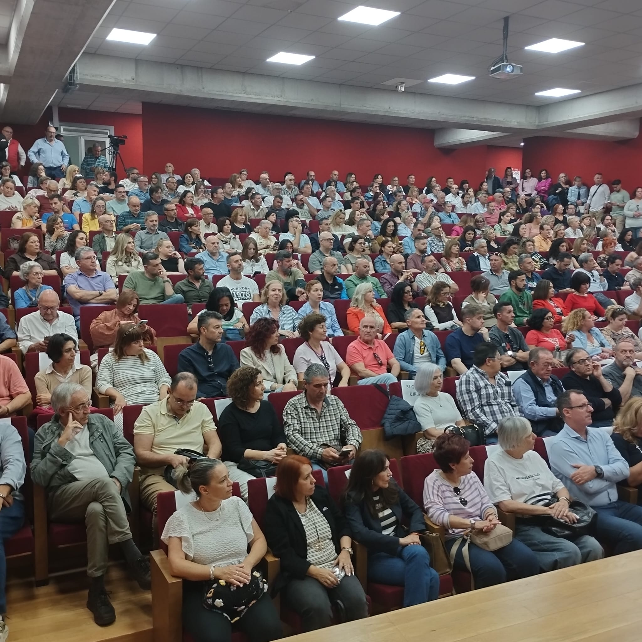 UGT refuerza en Granada el mensaje del Primero de Mayo con una llamada a mejorar condiciones laborales