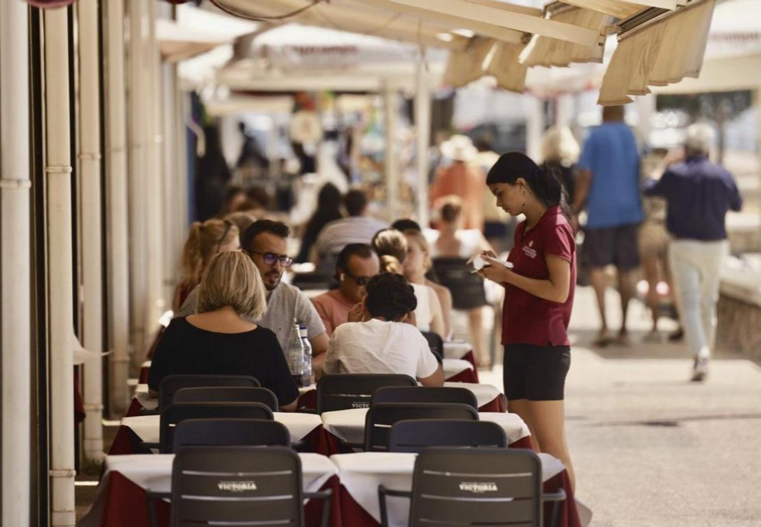 El paro en la provincia de Málaga baja en el mes de marzo de 2026 en 1.863 personas y se sitúa en 108.567 desempleados/as.