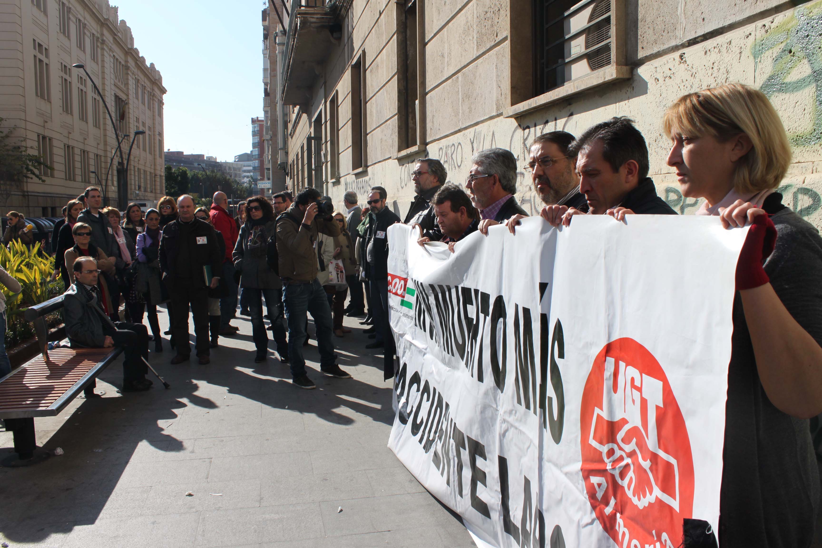 Numerosas personas se han concentrado