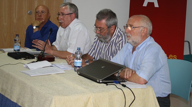 El secretario general de UGT, Cándido Méndez, junto con su homólogo en Málaga, Manuel Ferrer a la izquierda, acompañados de Toxo y Herrera.